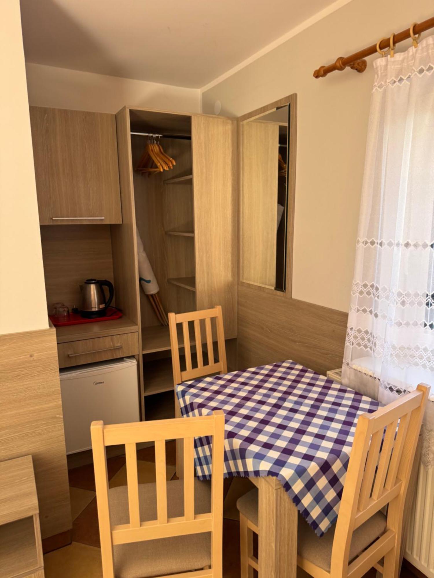 Pokoje Goscinne Przemyk Rewa Bagian luar foto